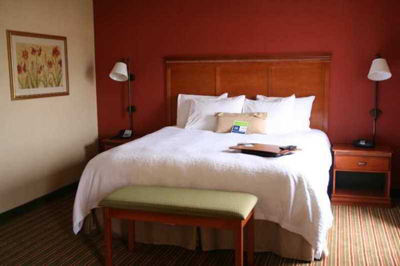 Hampton Inn & Suites Chicago - Libertyville Chambre photo